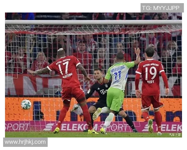 莱万重返德甲对阵旧主拜仁球迷怒斥其忘恩负义行为