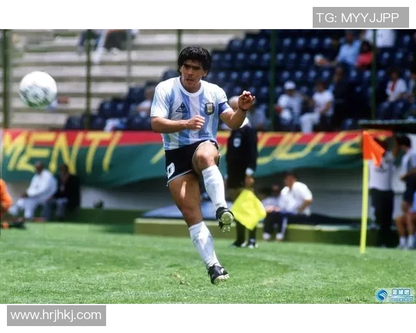 莱奥的成长之路：从青涩少年到足球巨星的辉煌历程