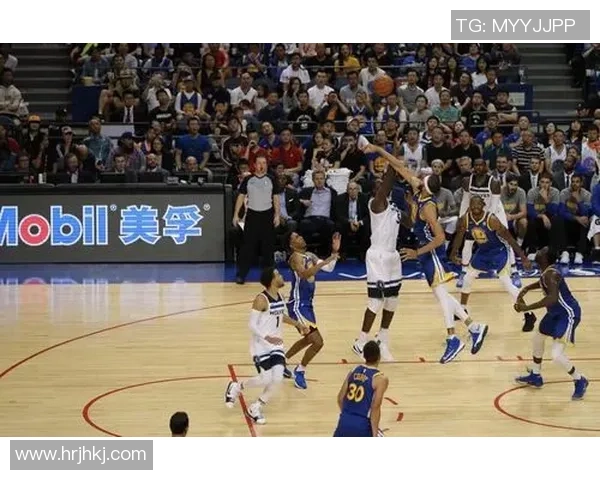 上海勇士与森林狼的激烈对决揭示篮球战术与团队合作的重要性 上海勇士与森林狼的激烈对决揭示篮球战术与团队合作的重要性