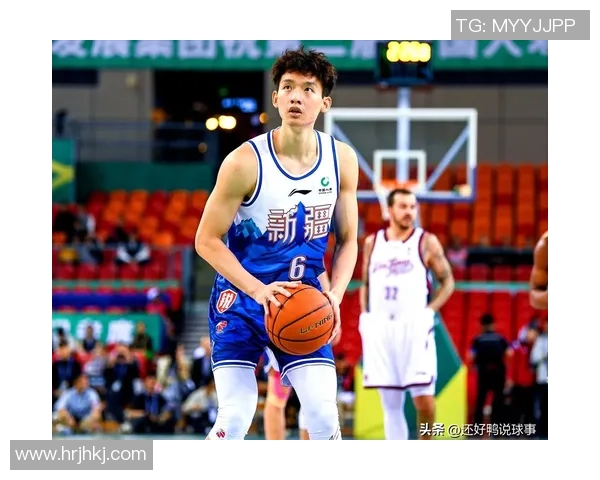 广州男篮与新疆男篮激战正酣谁能在这场对决中笑到最后